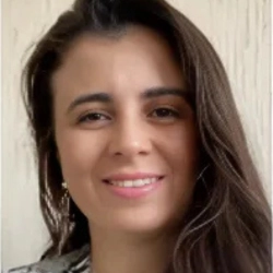 Juliana Flávia de Oliveira Tavares de Oliveira